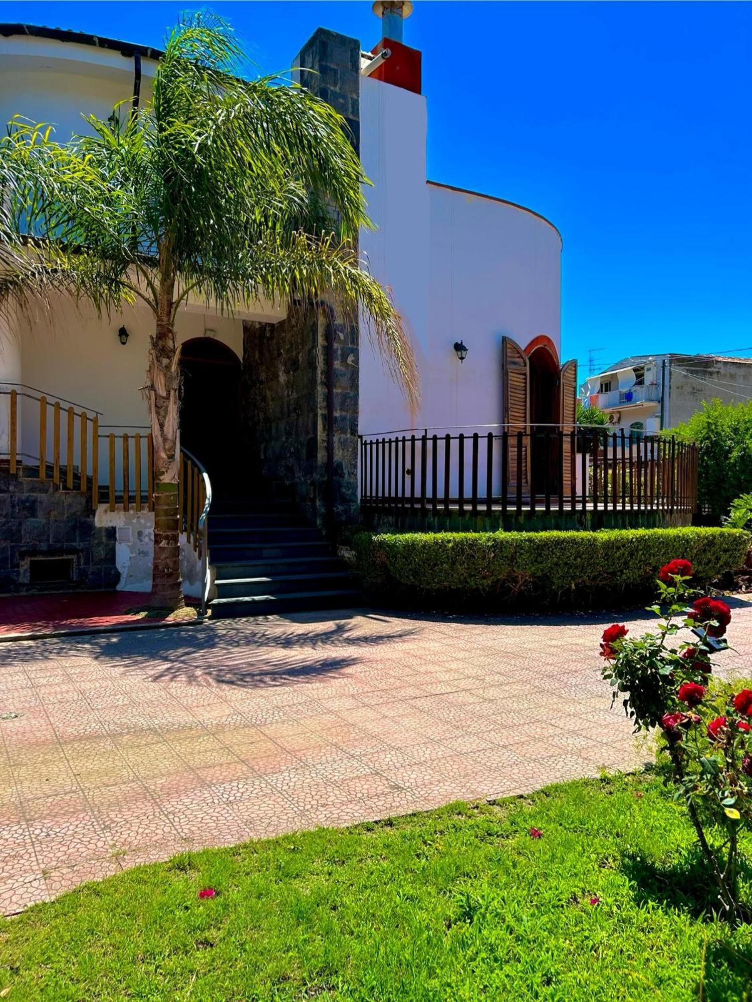 B&B Villa Rodriguez ミラッツォ エクステリア 写真