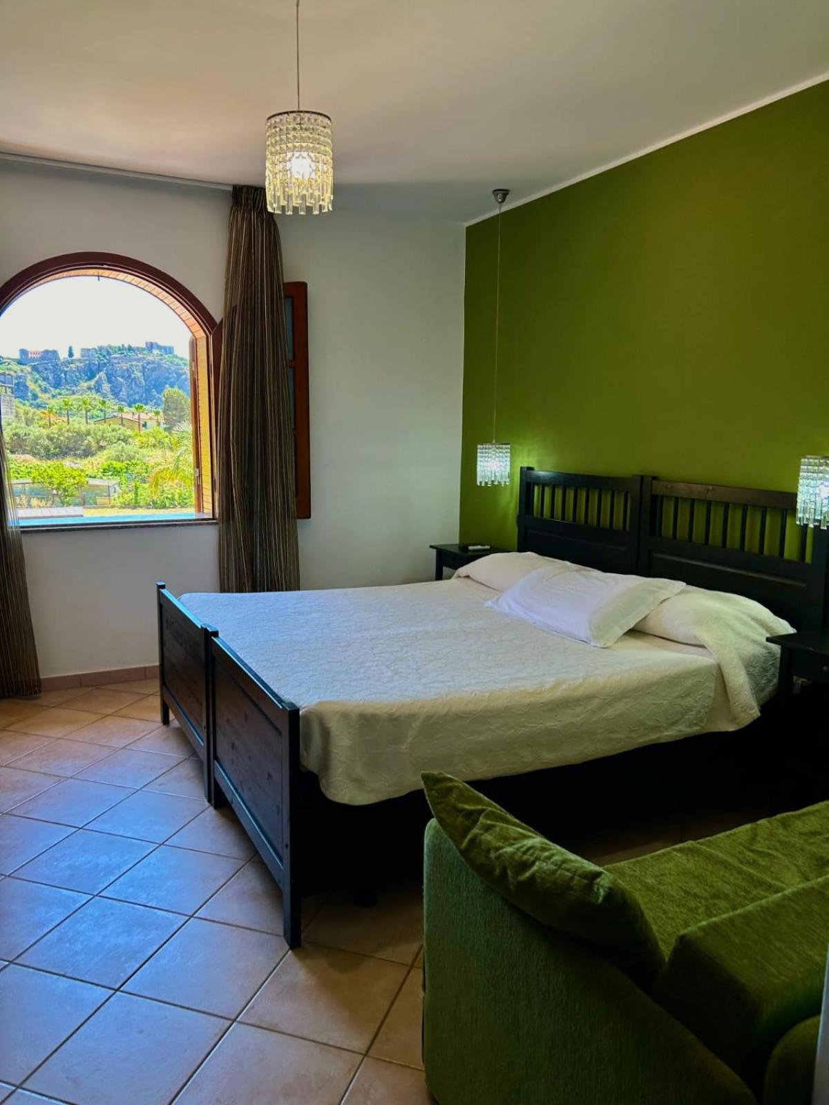 B&B Villa Rodriguez ミラッツォ エクステリア 写真