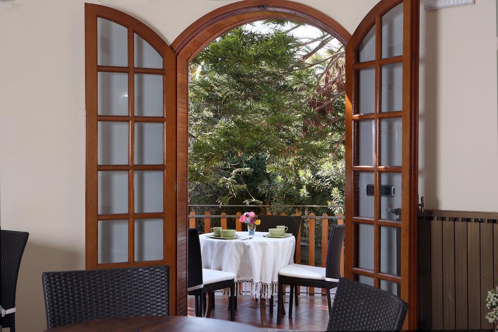 B&B Villa Rodriguez ミラッツォ エクステリア 写真